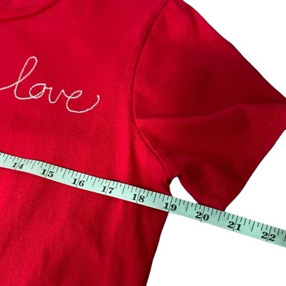 ELLA MOSS - SIZE MEDIUM - RED CROP TEE WITH “LOVE “ EMBROIDERED ON FRONT - Picture 4 of 7